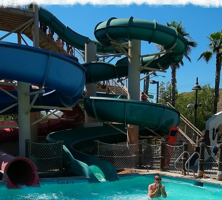 the-cove-waterpark-photo